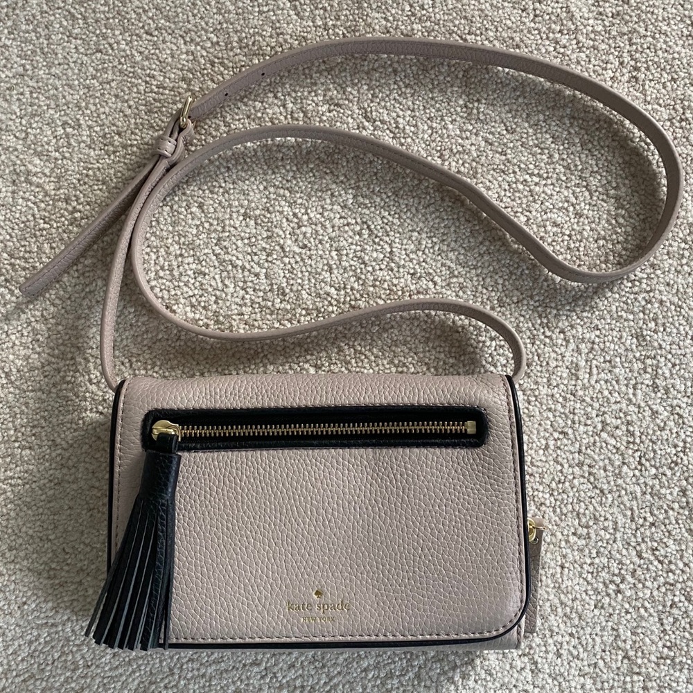 NWOT Kate Spade Taupe Wallet Clutch with Strap